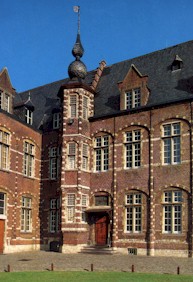 @at02.jpg (24427 bytes)