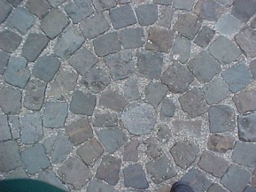 tong05.jpg (24930 bytes)