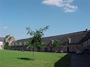 tong47.jpg (16636 bytes)